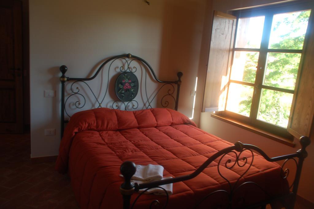 Agriturismo Il Poderetto Licciana Nardi Rum bild